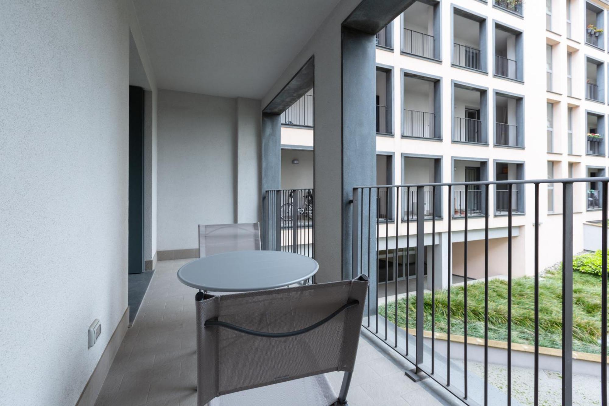 Porta Nuova Bright And Roomy Flat Mailand Exterior foto